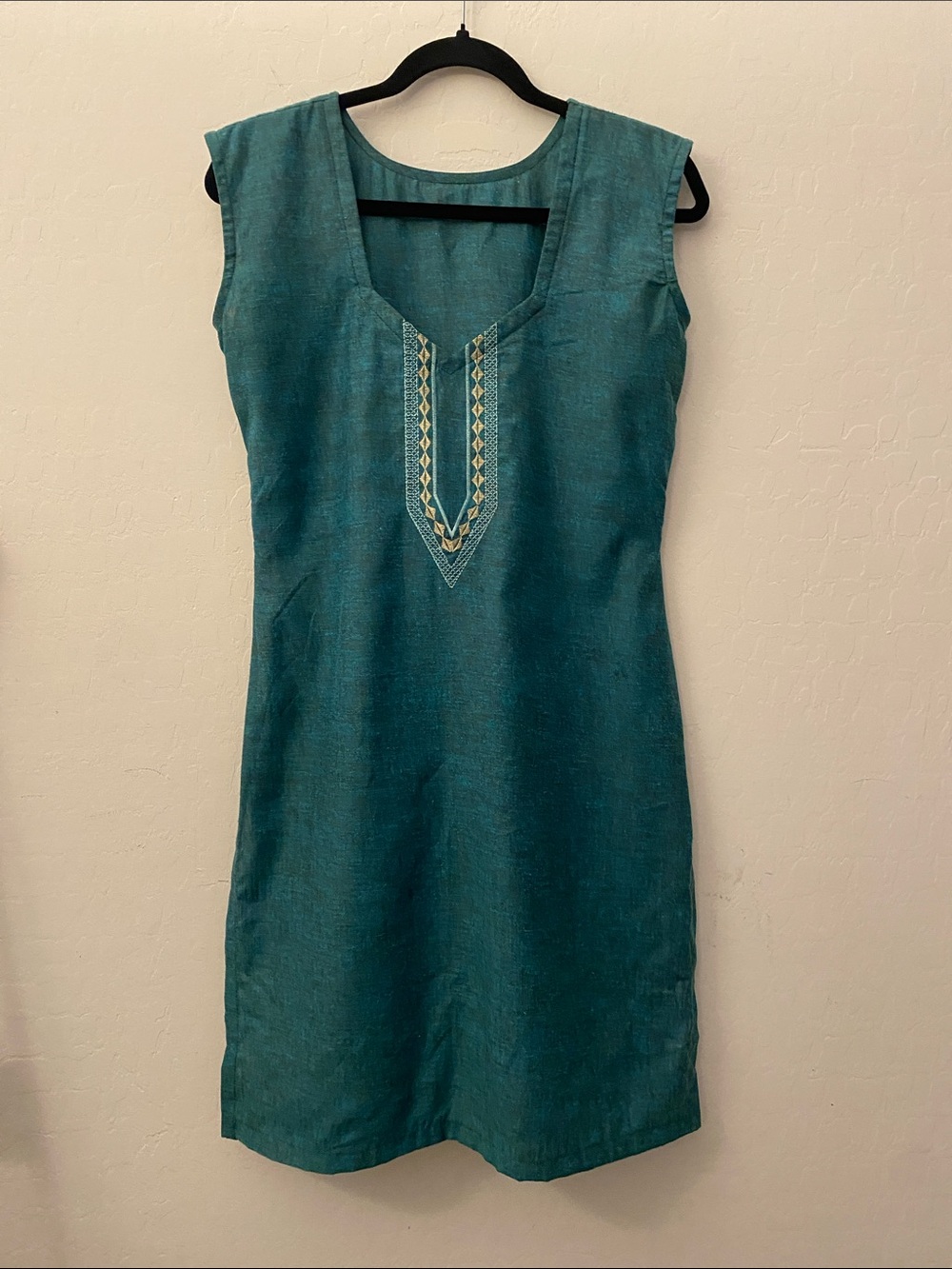Ethnic Indian Wear Teal Embroidered Sleeveless Tunic